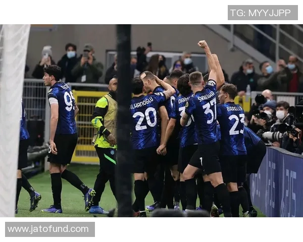 澳超激战纽卡斯尔迎战西悉尼流浪者争夺关键三分