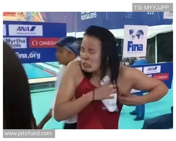 世界冠军喝口水,比打竞赛还严重? 撕商标背面藏着尖端运动员的存亡暗战 世界冠军喝口水,比打竞赛还严重? 撕商标背面藏着尖端运动员的存亡暗战